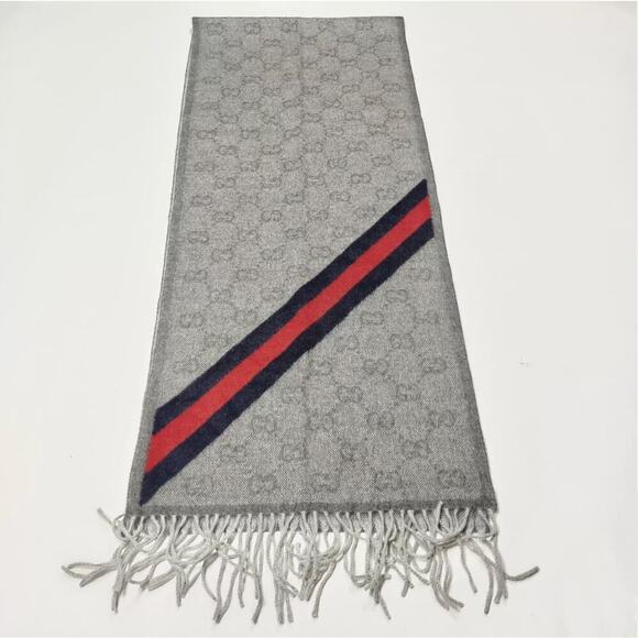 Gucci GG Web Wool Scarf Grey NWOT*f - Picture 3 of 9